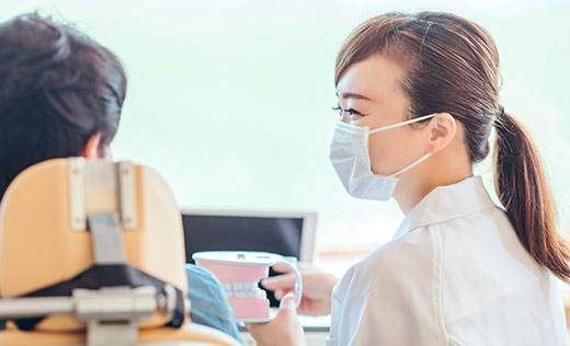 矯正治療を専門に行う歯科医師による矯正治療