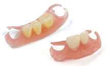 部分的な入れ歯にも対応