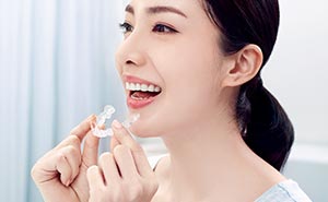 マウスピース矯正で普段と変わらない生活